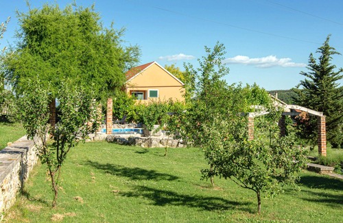 Sinj House | Pet friendly home in Sinj with sauna