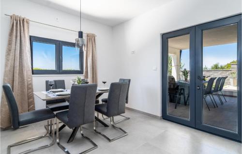 Stanici House | Pet Friendly Home In Stanici
