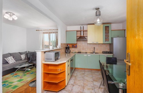 Veprinac House | Pet friendly home in Veprinac