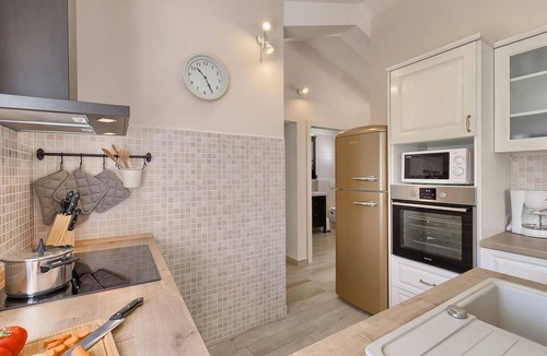 Katun Lindarski House | Pet friendly home in Zminj with sauna