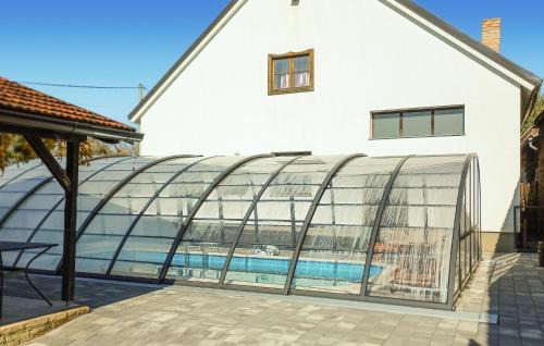 Martinska Ves House | Pet Friendly Home In Martinska Ves