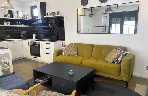 Nasice House | Petite Mansion - Welcoming 1-bedroom house with Hot Tub in charming Našice