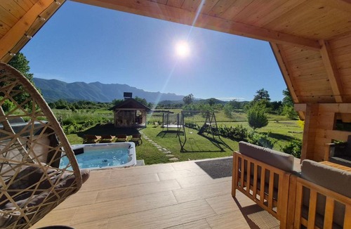 Lovinac Ski Chalet | Planinska kuća za odmor Aneva