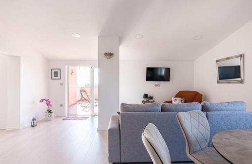 Bezjaki Apartment | Plush Apartment in Rijeka with Hot Tub and near the Sea