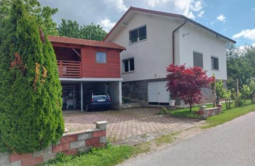 Spodnja Polskava Apartment | Pohorje Retreat I 24h Self Check in Near Highway Ski Resorts Thermal Spas
