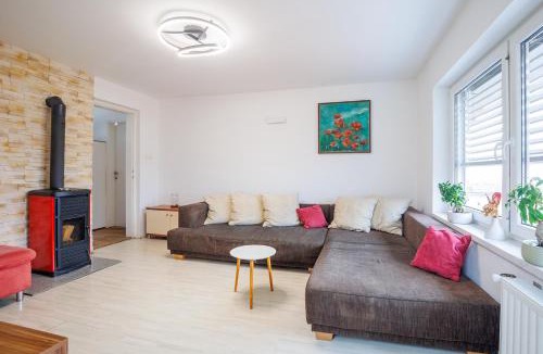 Spodnja Polskava Apartment | Pohorje Retreat I 24h Self Check in Near Highway Ski Resorts Thermal Spas