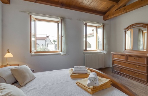 Jezenj House | Pool Villa Frapi - Maslina, Pazin, Croatia