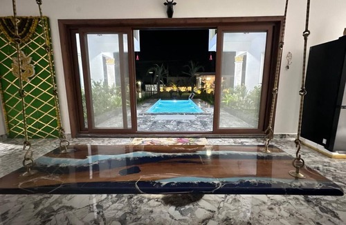 Chevella Villa | Poorna: New Luxury 5 BHK Villa w/Pool, Jacuzzi & Views