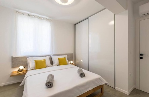 Sibenik Hotel | Porto Sereno - Center of Šibenik, Croatia