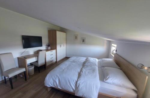 Komen House | Prenočišča v Kraški Hiši