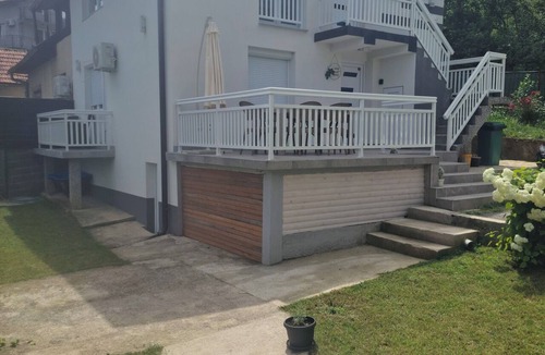 Novi Grad Sarajevo House | Private Family House with Garden & Gazebo Sleeps 10 Sarajevo