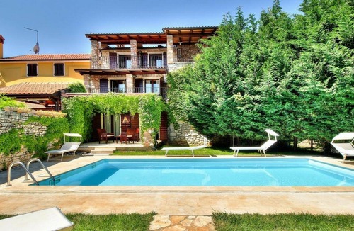 Materada Villa | Private pool, 6 km to the beach, 6-8 people, free WiFi, garden