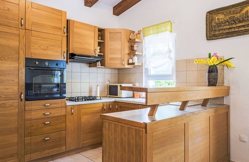 Gornji Prolozac House | Private Villa with hot tub, A/C, private pool, WIFI, TV, terrace, pets allowed, panoramic view