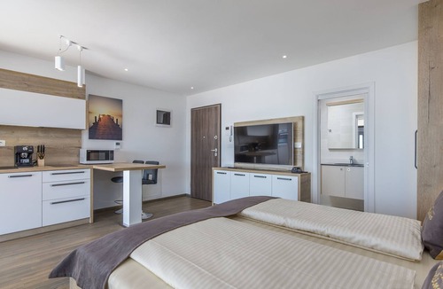 Lovrecica Apartment | Punta Mulino Studio Apartment A2 by the sea