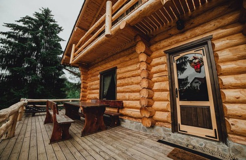 Sacele Ski Chalet | QChalet