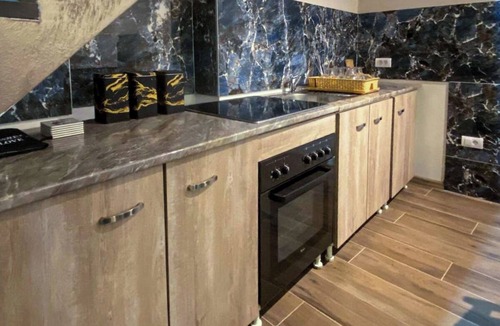 Vracar Apartment | Quaint 1-bedroom apartment with AC in vibrant Beograd