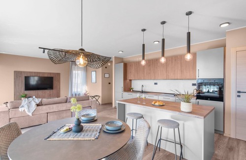 Karigador Apartment | Quercus Village APP 11 mit jacuzzi by Interhome