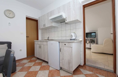 Rovinj Apartment | RAJCI One-Bedroom Apartment 1 (crveni)