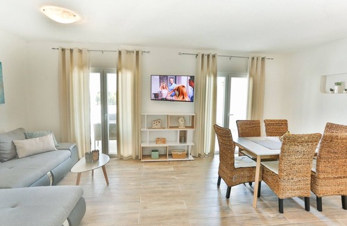 Cove Osibova (Milna) Villa | Recently renovated villa ,a perfcet place for your holliday vacation.
