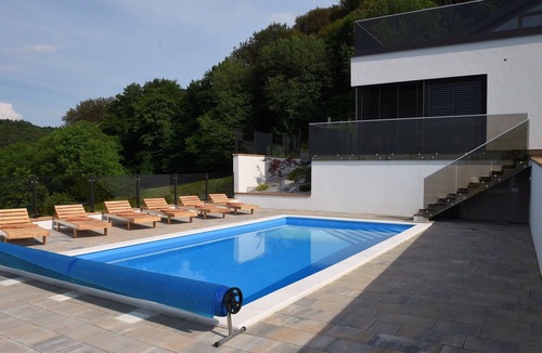 Ivanec House | Relaxation with pool and wellness in nature below Mount Ivančica