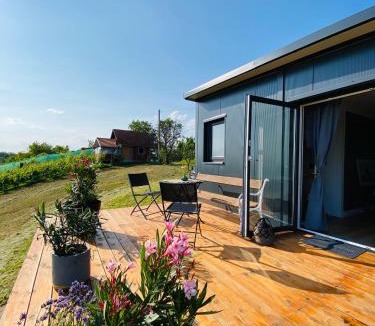 Bedekovcina Ski Chalet | Relaxing Tiny House with a beautiful view over the hills in Zagorje