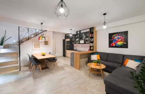 Jasenice Villa | Renovated Beachfront Villa With Stunning Viewss
