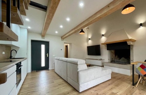 Fiorini House | Renovated stone cottage with a pool and a large garden, relaxing getaway.