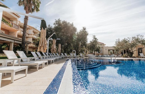 Zrce Apartment | Resort Trcol