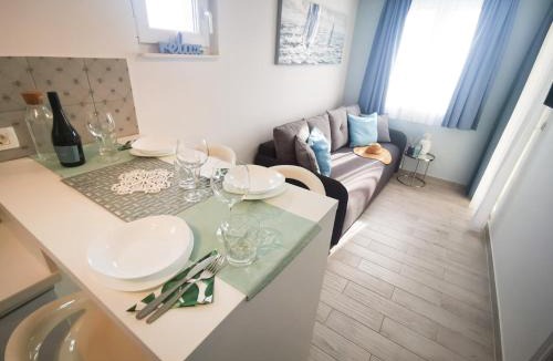 Tucepi Apartment | Rita Apartments - Sea-view apartment 2plus1