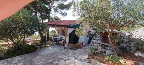 Cove Makarac (Milna) House | Robinson house Kata