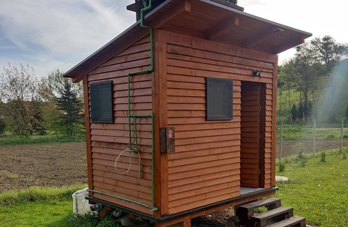 Gornji Kneginec Cabin | Robinzonski Kamp Hofman