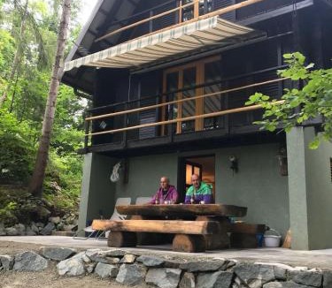 Trsce Ski Chalet | Romantic Forest House Tršće