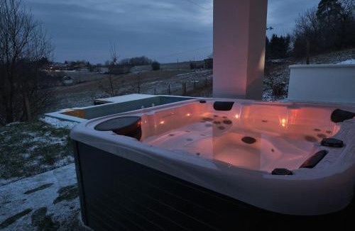 Sveti Juraj na Bregu House | Romantic Retreat with Pool, Jacuzzi & Sauna by Destination GREEN Croatia