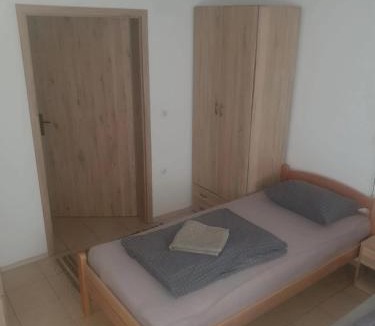 Kambresko House | Room AIKA