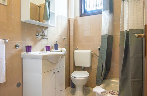 Rakovica Apartment | Room Anton