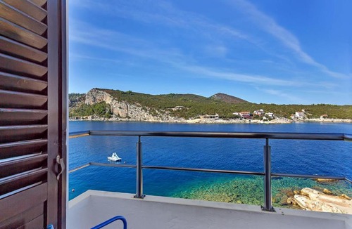 Pokrivenik House | Rooms Ana