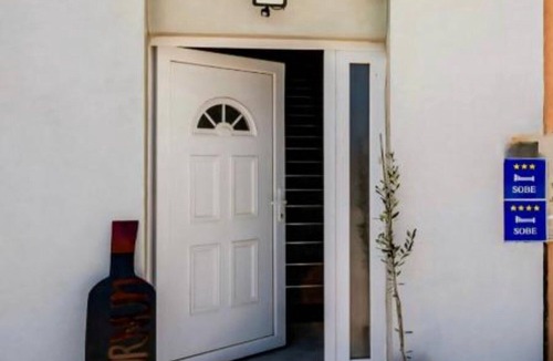 Cove Parja House | Rooms Burnum - Triple Room 1