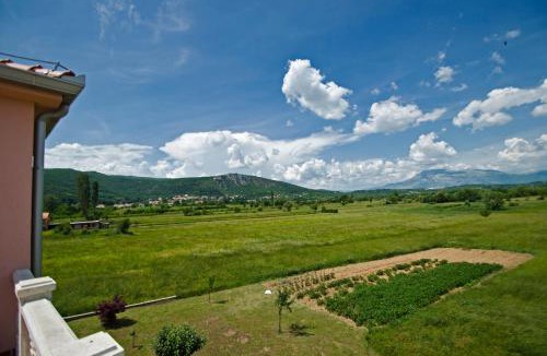 Vrlika Hotel | Rooms Leda