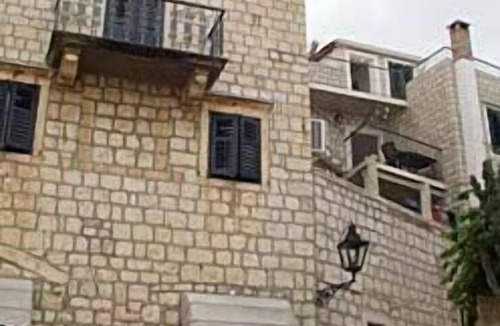 Vis Apartment | Rooms Nikola, (2702), Vis, hr