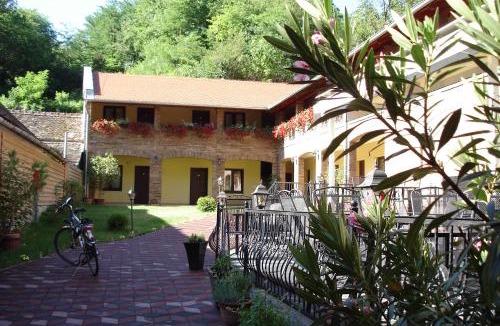 Ilok House | Rooms Villa Iva