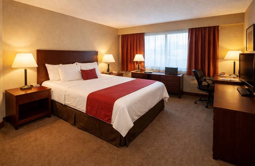 Noida Hotel | Roomshala 191 Comfort Stay (Noida)