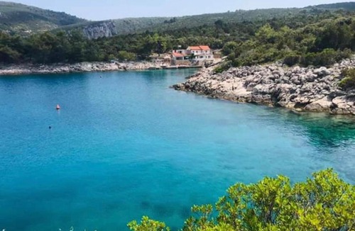 Pokrivenik House | Roso Seafront House