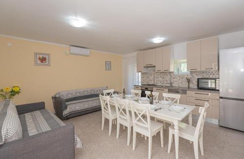 Oklaj Villa | Rural Villa Olive Krka- 4 bedrooms, 3 bathrooms, private pool, park Krka 10 min