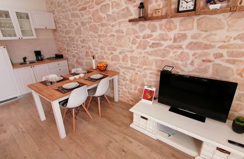 Drinovci Apartment | Rustic apartment near Krka national park
