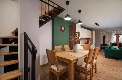 Sveti Filip i Jakov Villa | Rustic Villa Kameni dvori, heated pool, BBQ, family-friendly