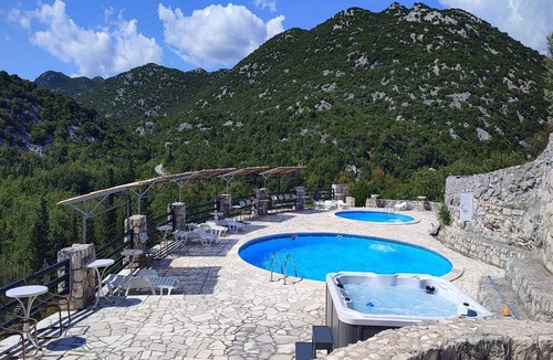 Vrgorac House | Rustical Resort Kokorići/Shared Pool - Two Bedroom