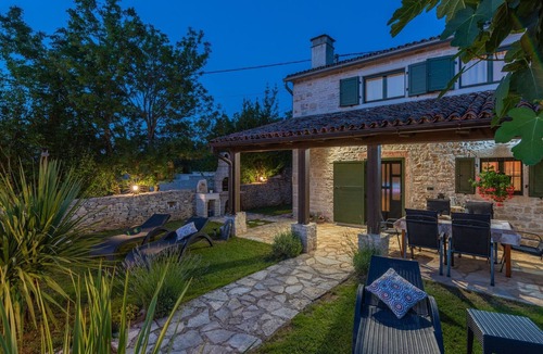 Kanfanar House | Rustical Stone House Kanfanar with Pool - Two Bedroom Holiday Home with Pool