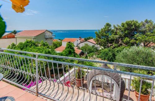 Maslenica Villa | Rustical Vila VERDE with traditional Tavern & Pool
