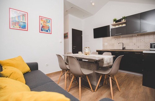 Supetar Apartment | Salsa Brac