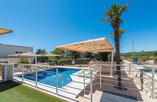 Novalja Apartment | Sargas Suite 5 with pool view